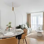 Style & Sea With Balcony In By Renters Apartamento *