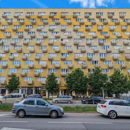 Jasny Dla 6 Osob W Gdyni, 2 Sypialnie I Balkon By Renters アパート グディニャ