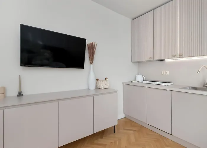 Jasny Dla 6 Osob W Gdyni, 2 Sypialnie I Balkon By Renters 公寓 格丁尼亚