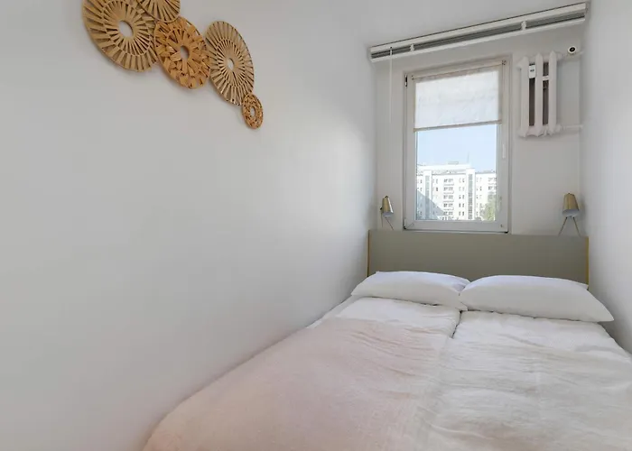 Jasny Dla 6 Osob W Gdyni, 2 Sypialnie I Balkon By Renters *